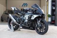 YAMAHA R1