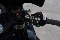 YAMAHA R1