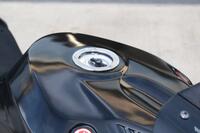 YAMAHA R1
