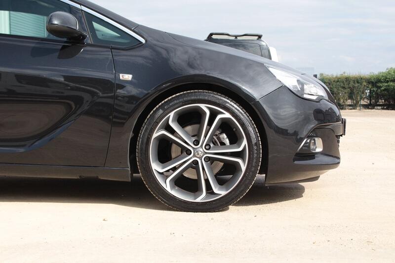 VAUXHALL ASTRA