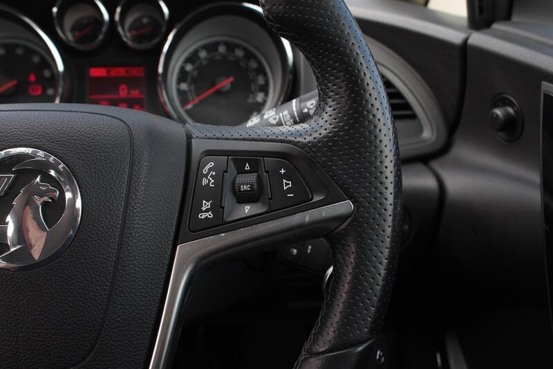 VAUXHALL ASTRA