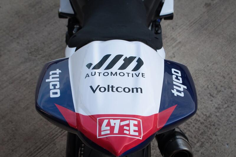 SUZUKI GSXR750
