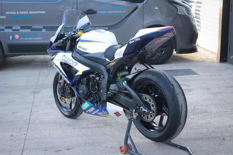 SUZUKI GSXR750