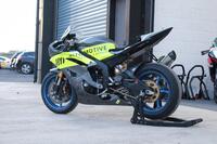 YAMAHA R6