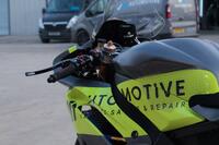 YAMAHA R6