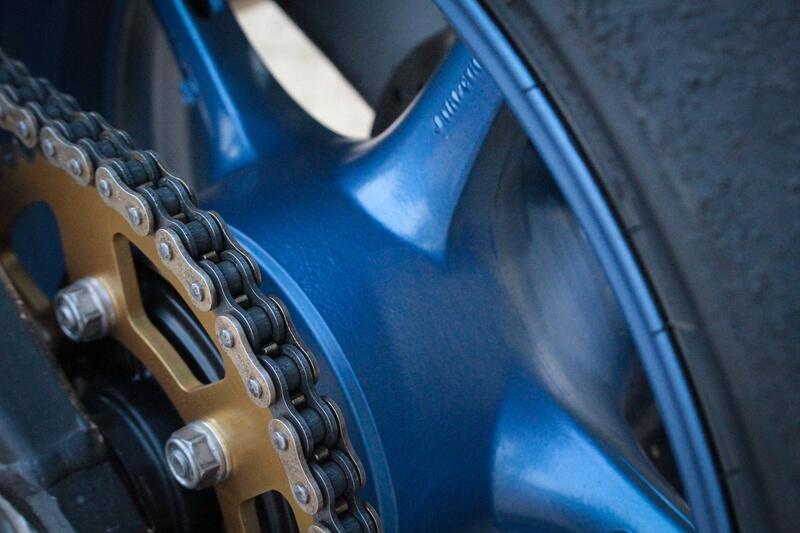 YAMAHA R6
