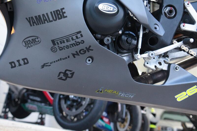 YAMAHA R6