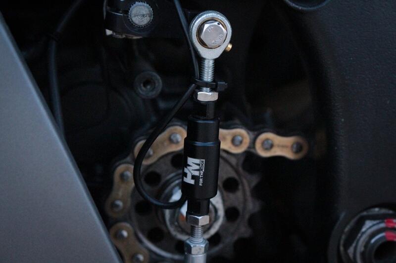YAMAHA R6